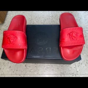 Versace slides